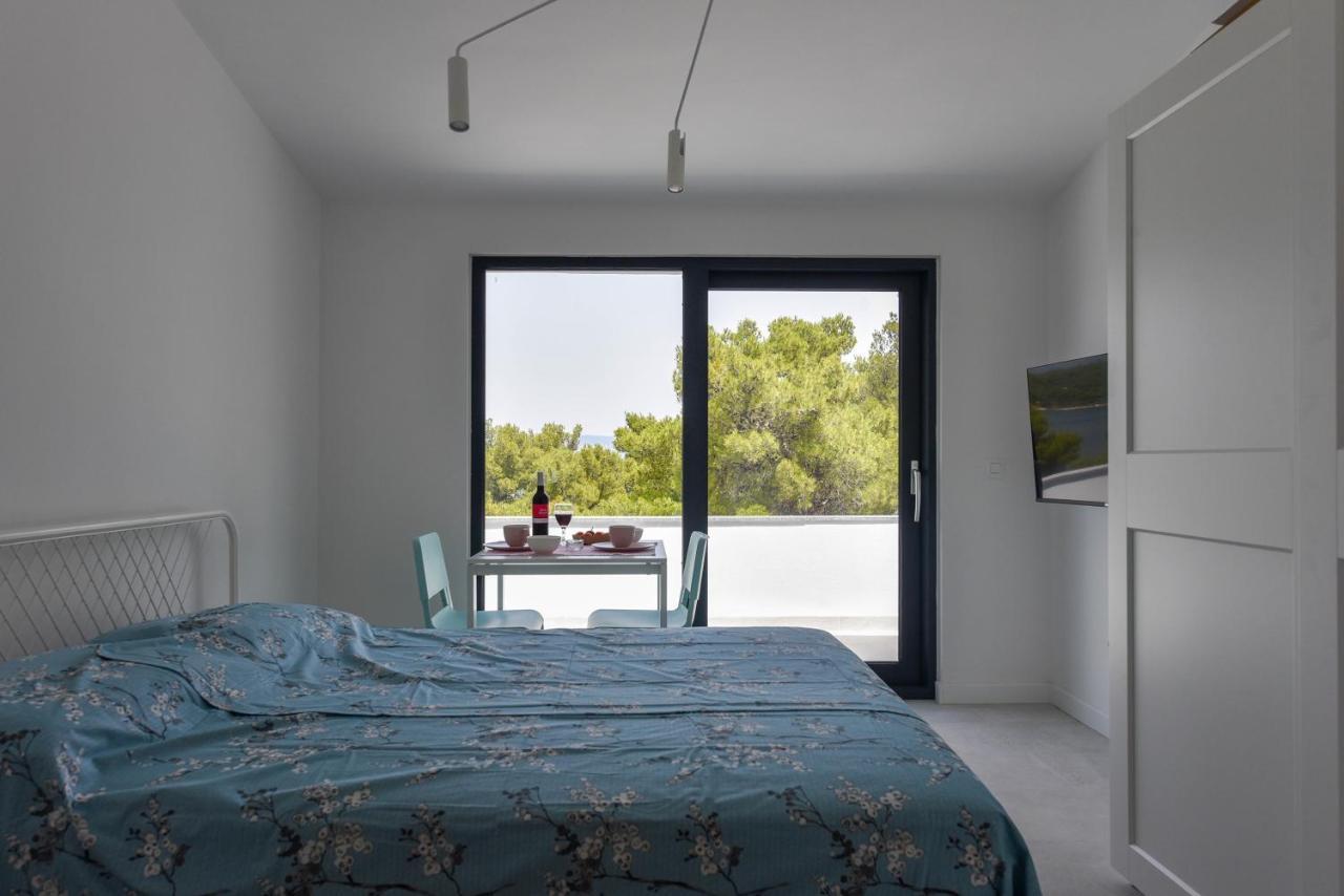 Lazaneo Seafront Apartments, Йелса Екстериор снимка