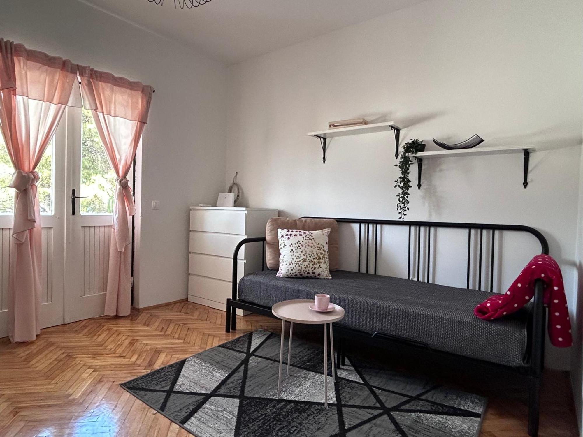 Lazaneo Seafront Apartments, Йелса Екстериор снимка